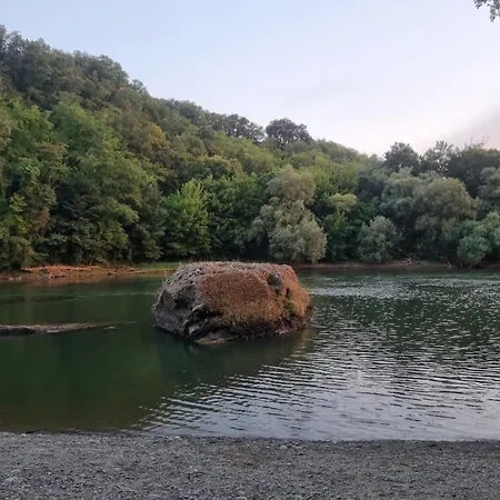 L'oustalet Classe 2 Etoiles * Carbonne