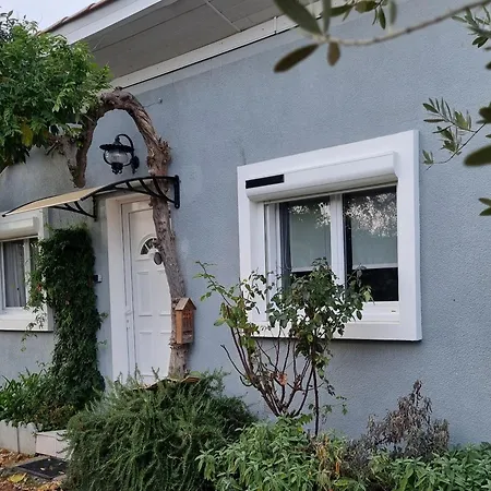 L'oustalet Classe 2 Etoiles Carbonne