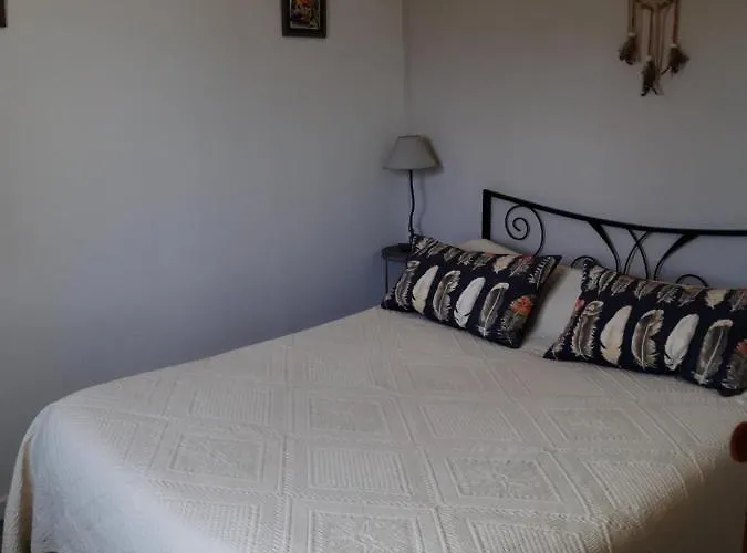 L'oustalet Classe 2 Etoiles Carbonne